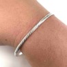 Bracelet en argent jonc ouvrable strié