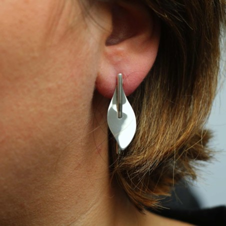 Boucles d'oreilles en argent feuille stylisée