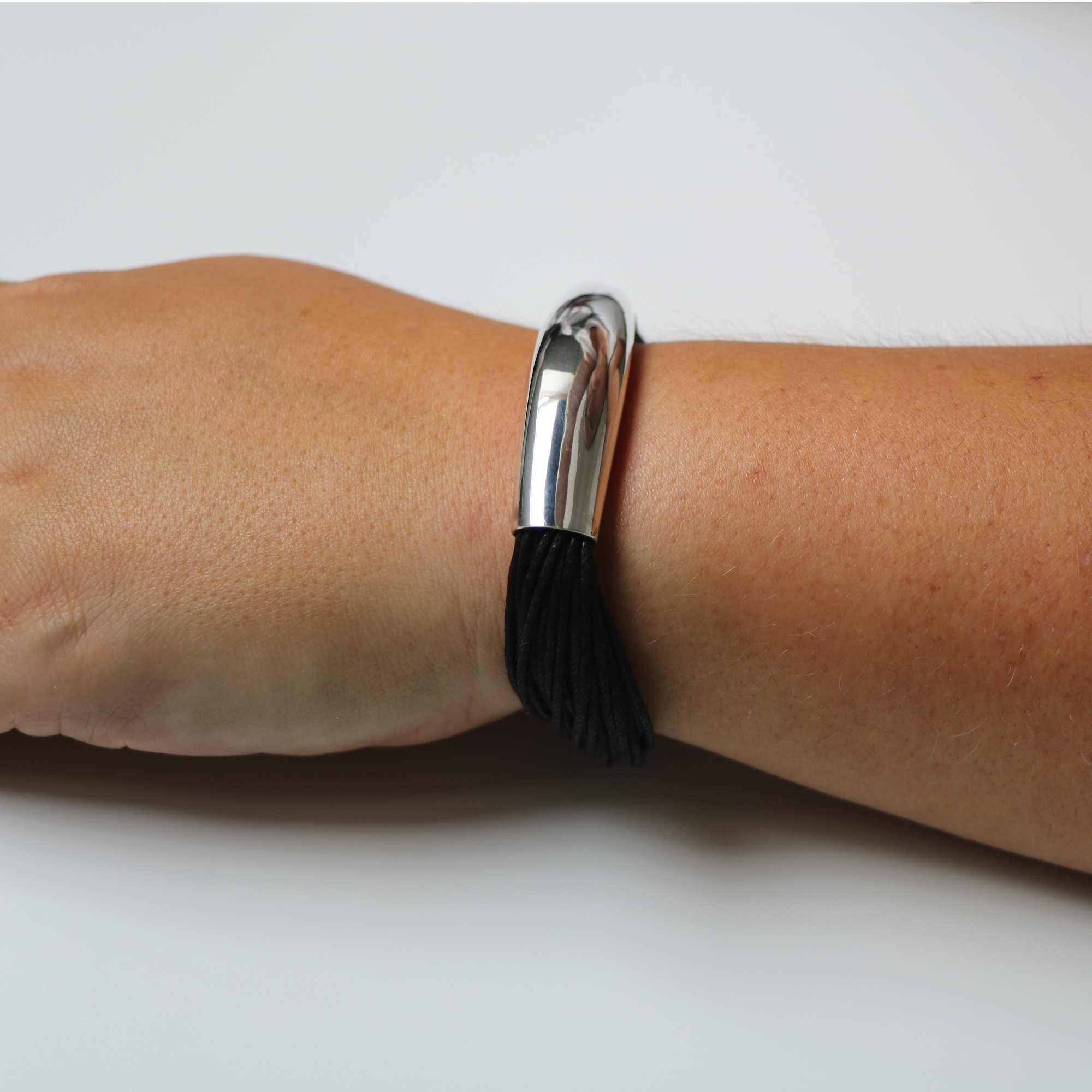 【BLACKPURPLE】24SS★ Luminary Mignon Bracelet 4mm Bracelet multi fils colorés gris foncé et argent lisse