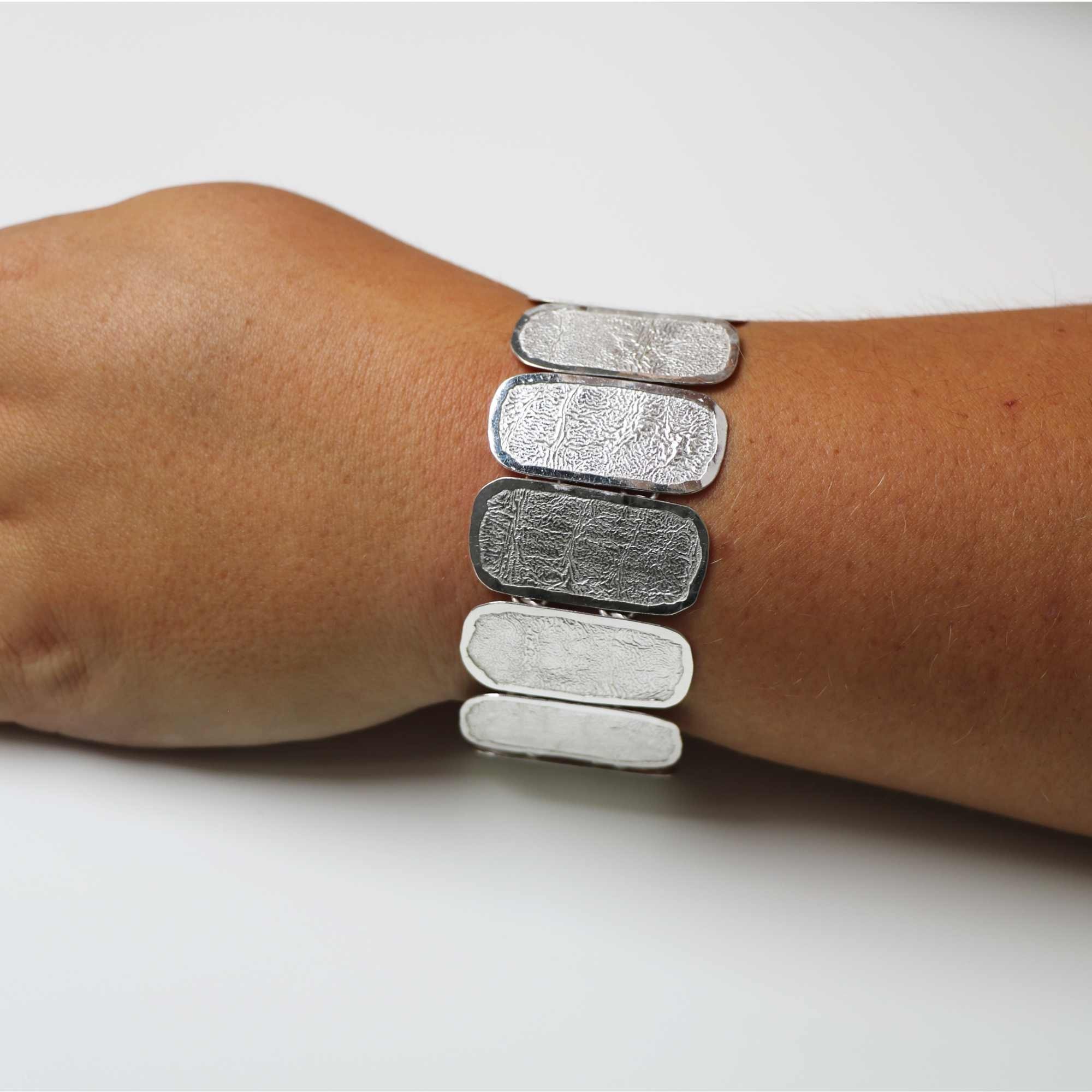 Bracelet Argenté Bohème – Perles Et Fermoir Mousqueton, Neuf Sans Emballage