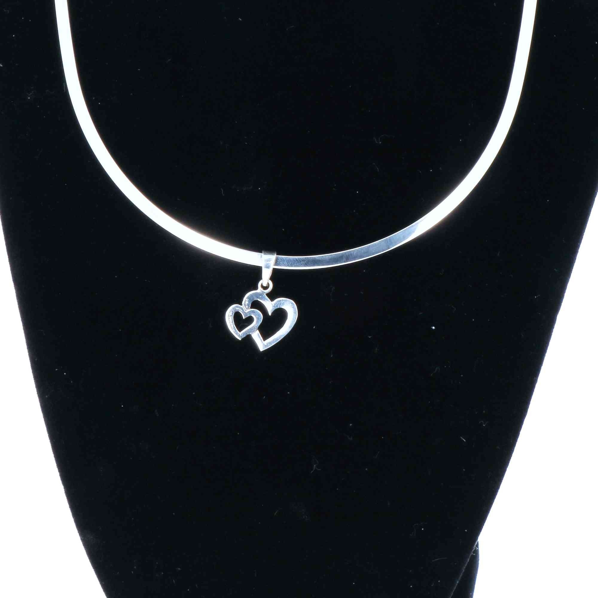 Pendentif en argent et émail en forme de cœur - XVIIe siècle - N.106099