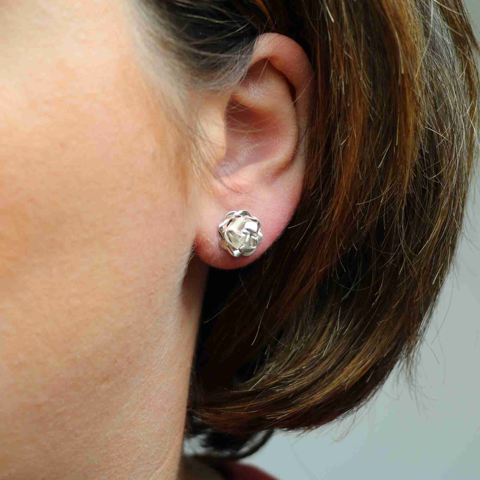 Boucles D'oreille En Argent Avec Pierre Rose Taillée (zircon) - Occasion - Fermoir Clous